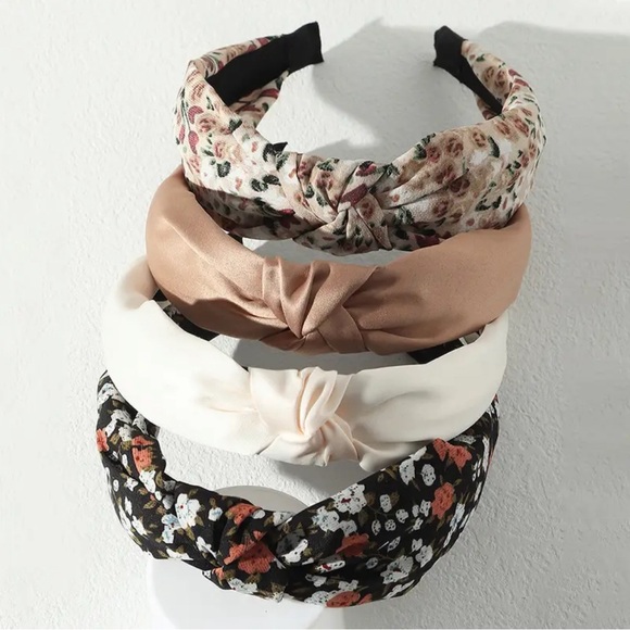 Accessories - H21 ❤️ 4 Pack Chic Floral & Solid Knot Headbands Soft Fabric